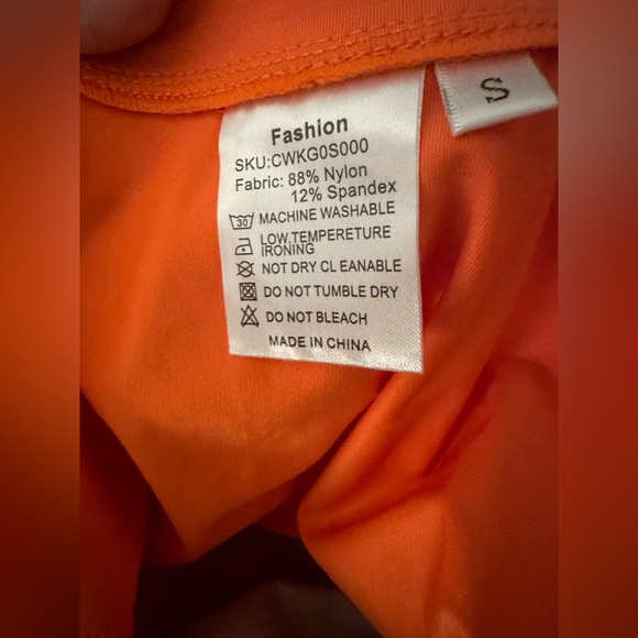 Athletic Full Zip Lightweight Workout Jacket - Picture 6 of 6